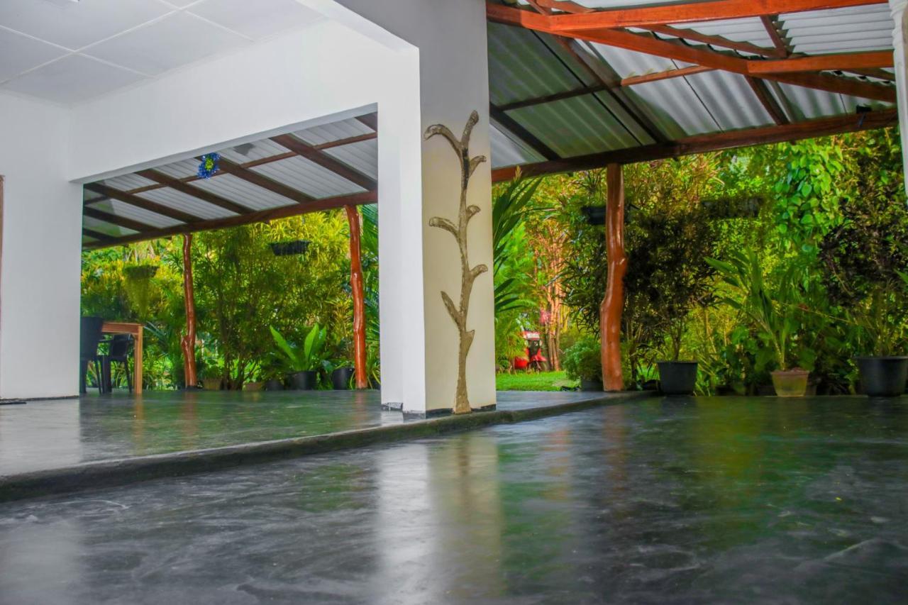 Sigiri Sandilu Homestay Сигирия Екстериор снимка
