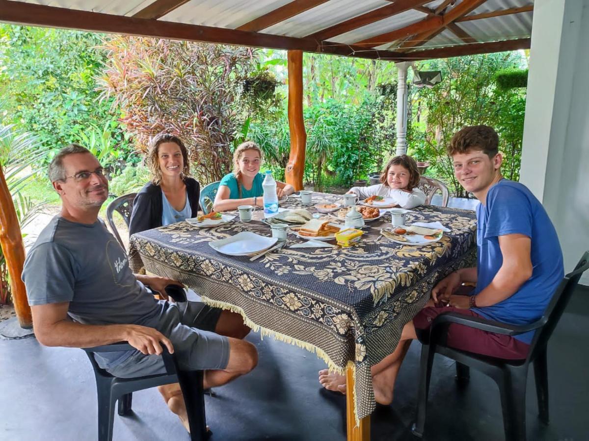 Sigiri Sandilu Homestay Сигирия Екстериор снимка